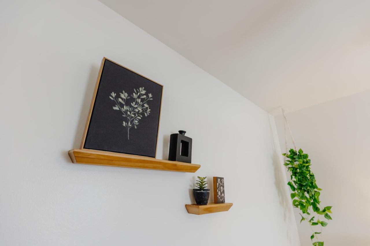 Centrally Located 2Br Overton Square Unit 2 Fast Wifi Free Parking Yes Pets Memphis Eksteriør billede