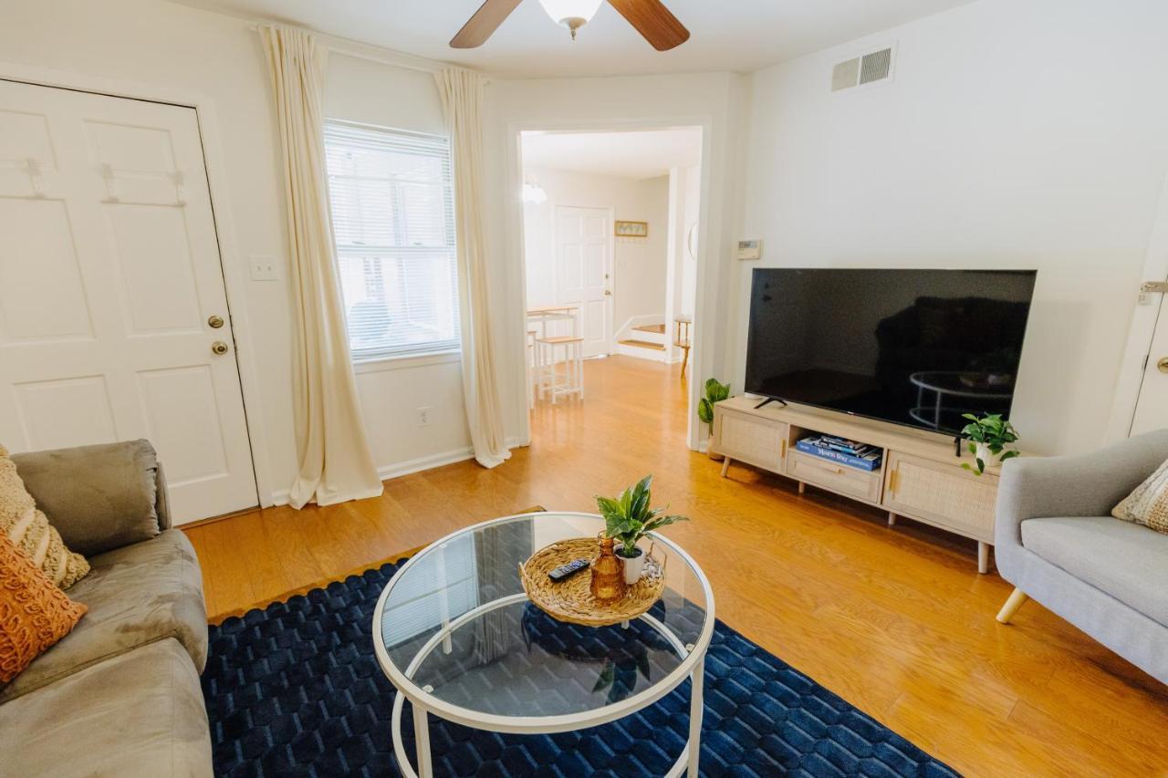 Centrally Located 2Br Overton Square Unit 2 Fast Wifi Free Parking Yes Pets Memphis Eksteriør billede