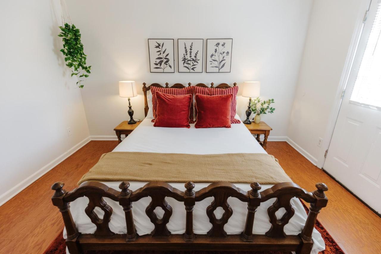 Centrally Located 2Br Overton Square Unit 2 Fast Wifi Free Parking Yes Pets Memphis Eksteriør billede