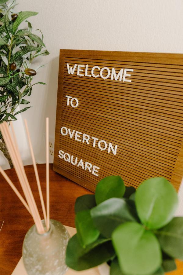 Centrally Located 2Br Overton Square Unit 2 Fast Wifi Free Parking Yes Pets Memphis Eksteriør billede