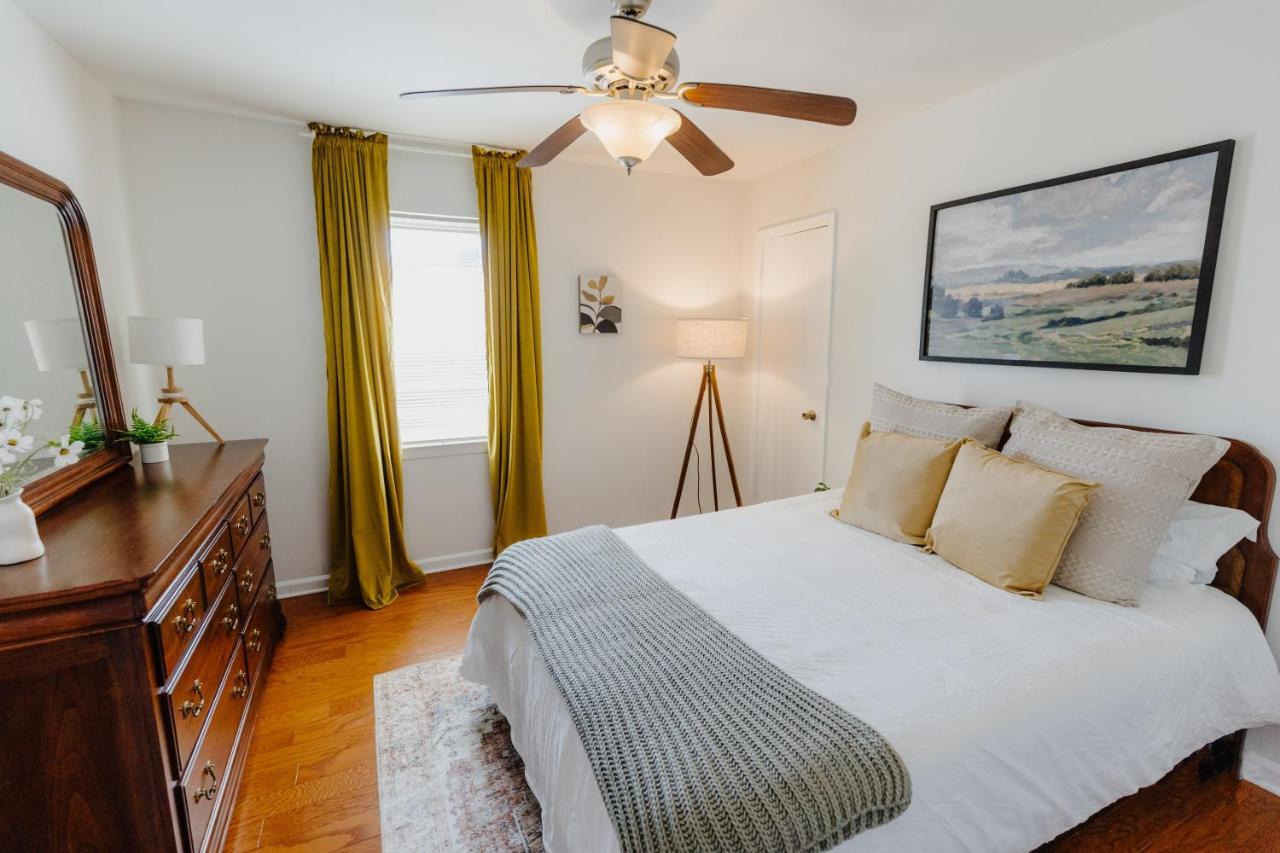 Centrally Located 2Br Overton Square Unit 2 Fast Wifi Free Parking Yes Pets Memphis Eksteriør billede