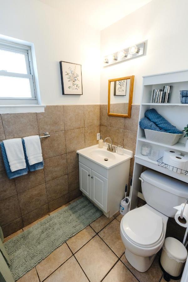 Centrally Located 2Br Overton Square Unit 2 Fast Wifi Free Parking Yes Pets Memphis Eksteriør billede