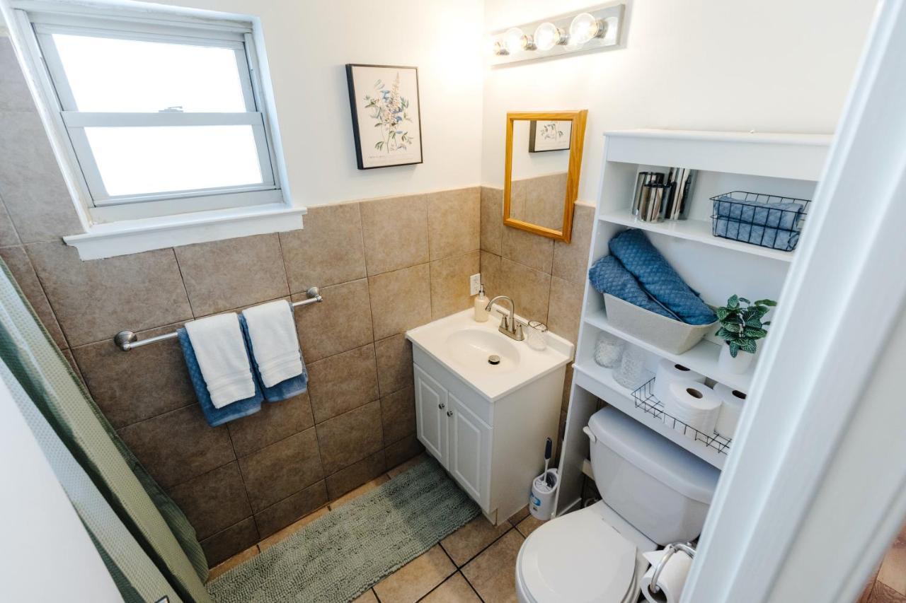Centrally Located 2Br Overton Square Unit 2 Fast Wifi Free Parking Yes Pets Memphis Eksteriør billede